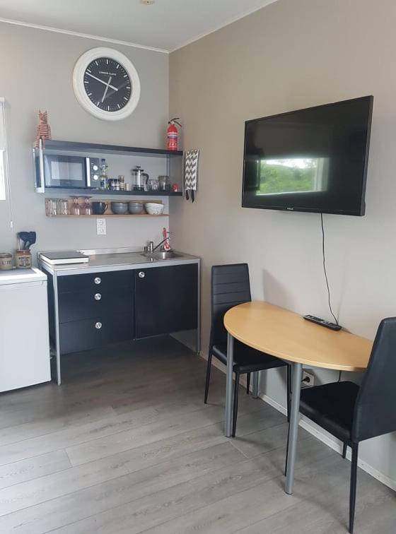 Laekjarbakki 11 Apartman Varmahlid  Kültér fotó