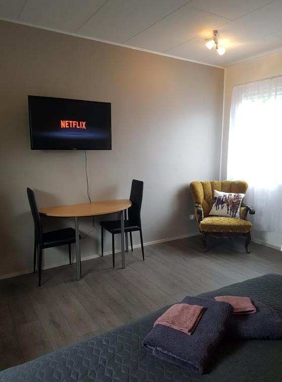 Laekjarbakki 11 Apartman Varmahlid  Kültér fotó